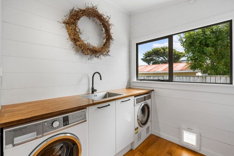 Photo of property in 1206 Papamoa Beach Road, Papamoa Beach, Papamoa, 3118