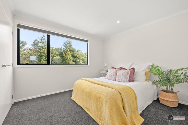 Photo of property in 38 Dahl Drive, Wallaceville, Upper Hutt, 5018