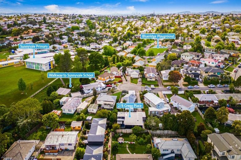Photo of property in 8 Gregg Place, Sunnyvale, Auckland, 0612