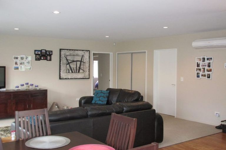 Photo of property in 17 Faringdon Boulevard, Rolleston, 7615