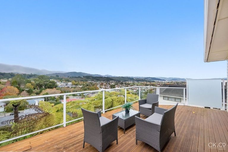 Photo of property in 12 Alleyne Court, Brown Owl, Upper Hutt, 5018