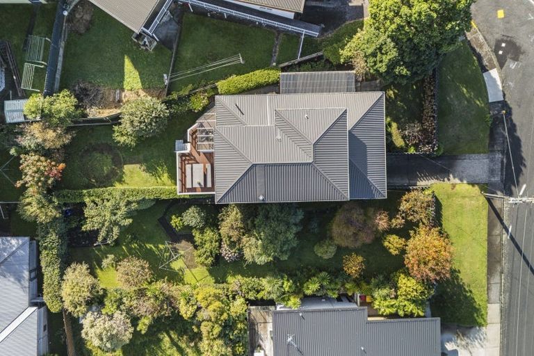 Photo of property in 49 Queens Road, Glen Avon, New Plymouth, 4312