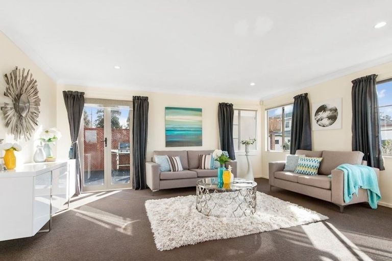 Photo of property in 153a Colwill Road, Massey, Auckland, 0614