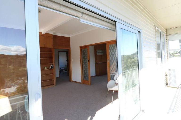 Photo of property in 48 Overtoun Terrace, Hataitai, Wellington, 6021