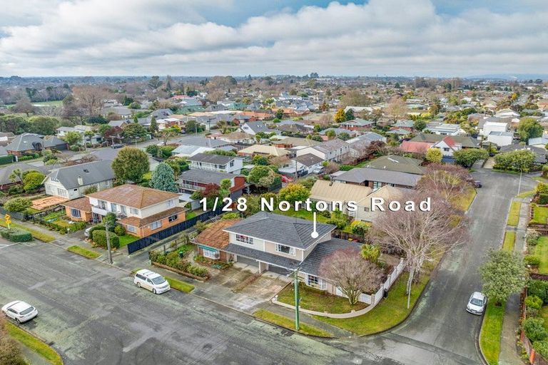 Photo of property in 1/28 Nortons Road, Avonhead, Christchurch, 8042