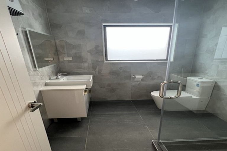 Photo of property in 9 Cloonlyon Drive, Flat Bush, Auckland, 2019