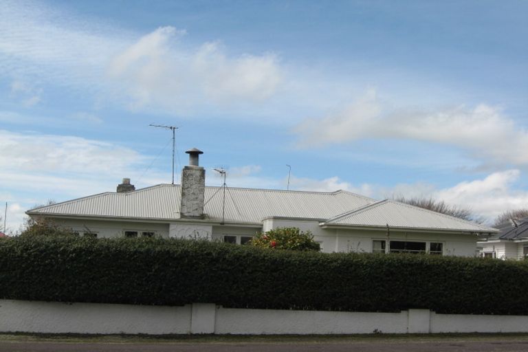 Photo of property in 118 Miranda Street, Stratford, 4332