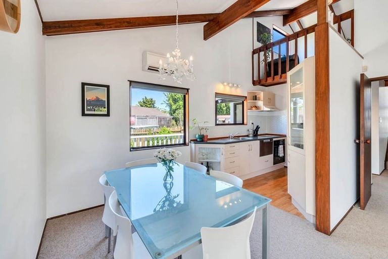 Photo of property in 14 Putney Place, Ranui, Auckland, 0612