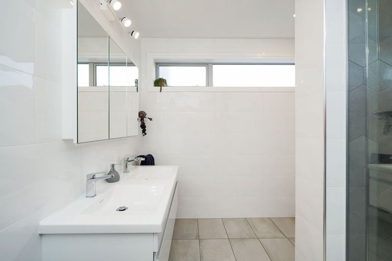 Photo of property in 11 Majestic Chance, Seaward Bush, Invercargill, 9812