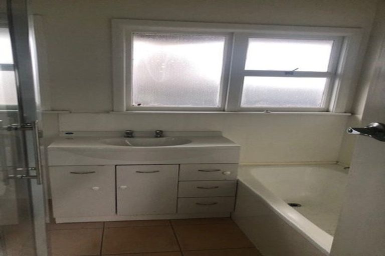 Photo of property in 9a Winton Street, St Albans, Christchurch, 8014