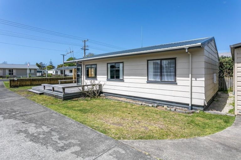 Photo of property in 115a Otahu Road, Whangamata, 3620