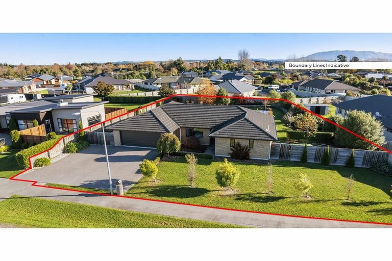Photo of property in 38 Willowside Place, Amberley, 7410