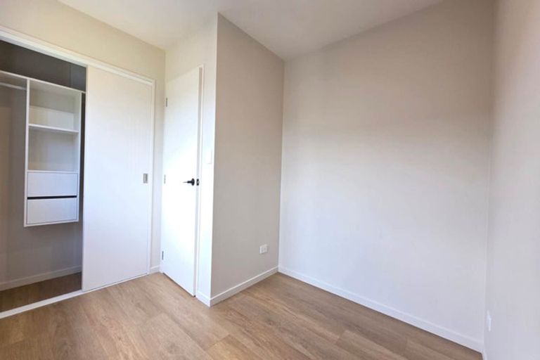 Photo of property in 40 Anne Mclean Drive, Bayview, Auckland, 0629