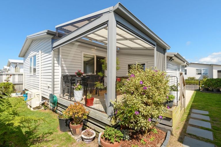 Photo of property in 311/11 Kamahi Crescent, Papamoa Beach, Papamoa, 3118