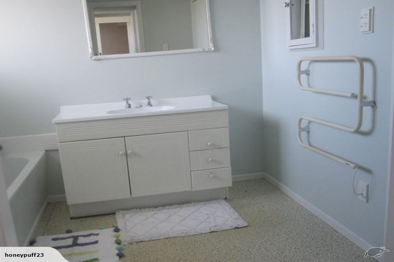 Photo of property in 1/18 Prossers Road, Saint Martins, Christchurch, 8022