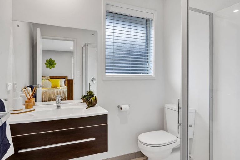 Photo of property in 16 Jules Crescent, Bell Block, New Plymouth, 4312