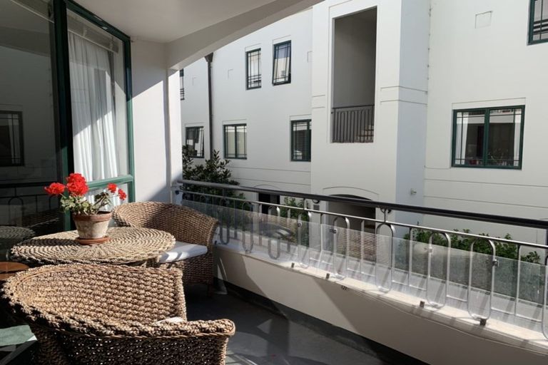 Photo of property in St James Courts, 12/77 Gloucester Street, Christchurch Central, Christchurch, 8013