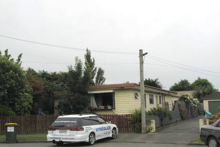 Photo of property in 15 Weir Place, Hoon Hay, Christchurch, 8025