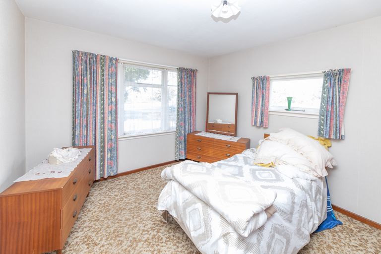 Photo of property in 395 Linwood Avenue, Bromley, Christchurch, 8062
