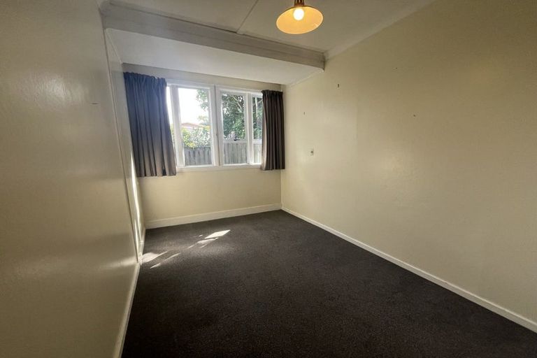 Photo of property in 70 Pembroke Road, Northland, Wellington, 6012