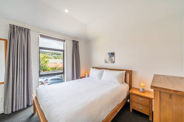 Photo of property in 74u6 Derwent Street, Island Bay, Wellington, 6023