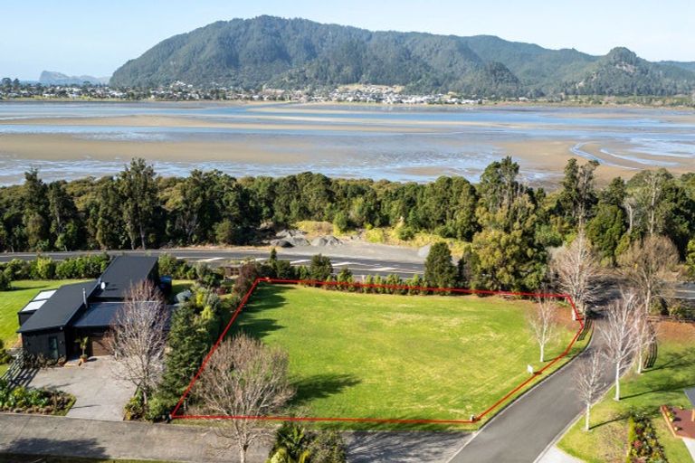 Photo of property in 6 Aldermen Lane, Tairua, 3579