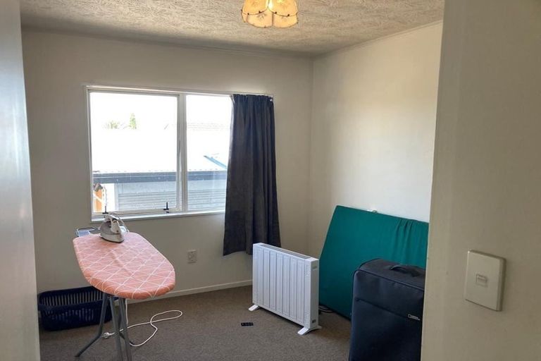 Photo of property in 163 Bradbury Road, Botany Downs, Auckland, 2010