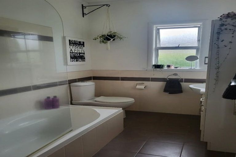 Photo of property in 21 Fox Street, Hamilton East, Hamilton, 3216