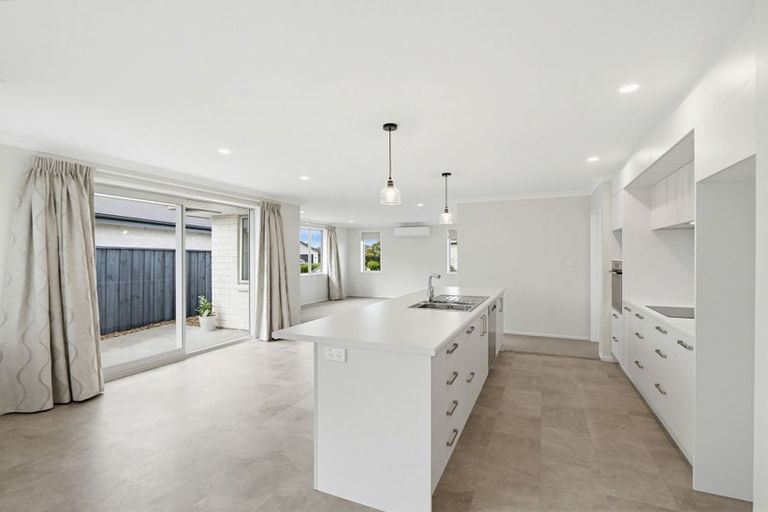 Photo of property in 23 Kewai Court, Pegasus, 7612