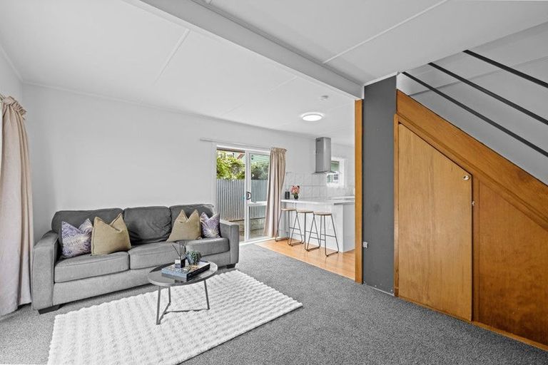 Photo of property in 2/114 Oram Avenue, New Brighton, Christchurch, 8061