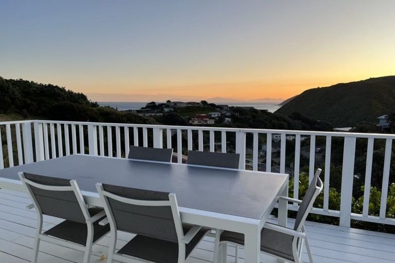 Photo of property in 113 Severn Street, Island Bay, Wellington, 6023