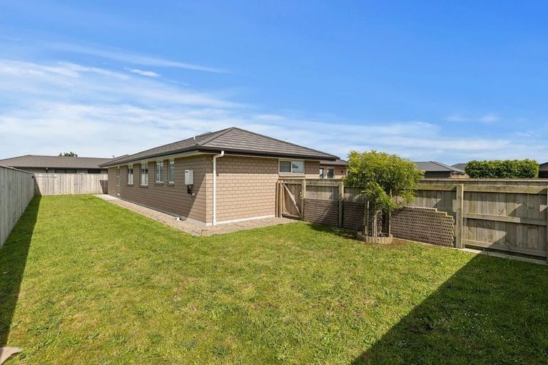 Photo of property in 1 Reremoana Close, Hawera, 4610