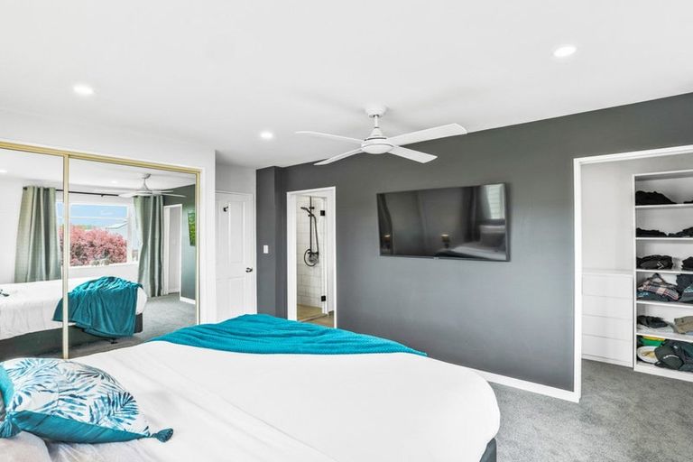 Photo of property in 17 Wisteria Place, Parklands, Christchurch, 8083