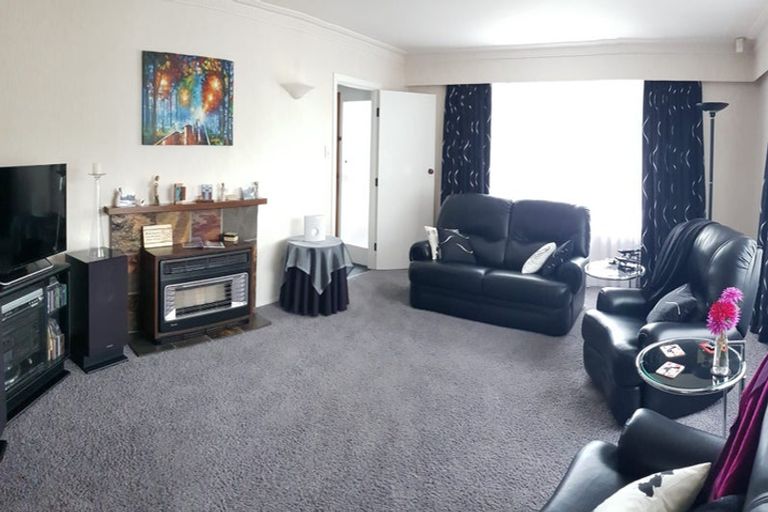 Photo of property in 10 Kukupa Grove, Heretaunga, Upper Hutt, 5018