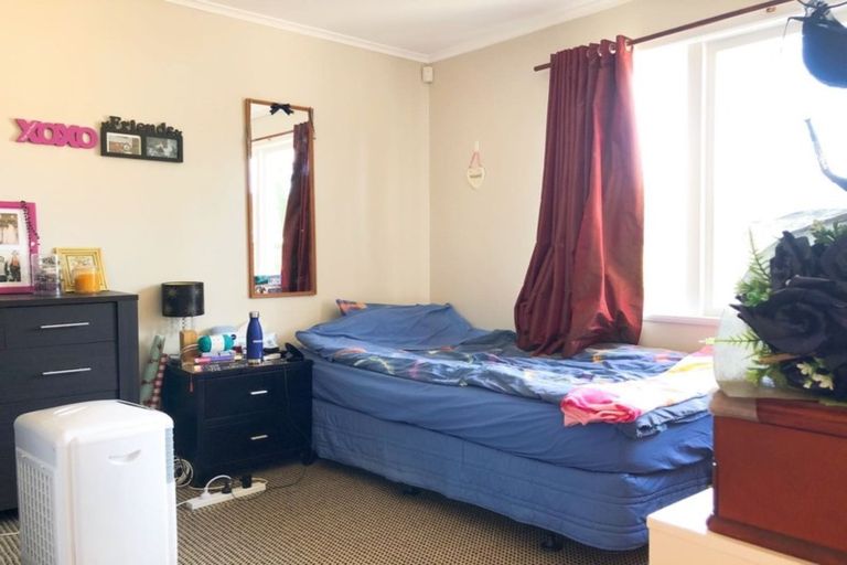 Photo of property in 24 Matama Road, Glen Eden, Auckland, 0602