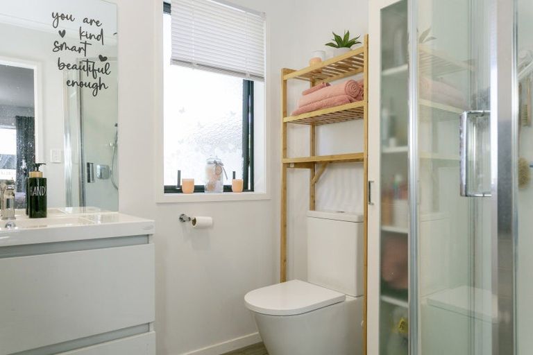 Photo of property in 5a Kotare Street, Hilltop, Taupo, 3330