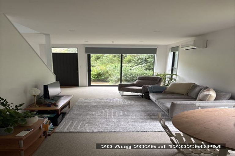 Photo of property in 1 Rua Kai Way, Brooklyn, Wellington, 6021