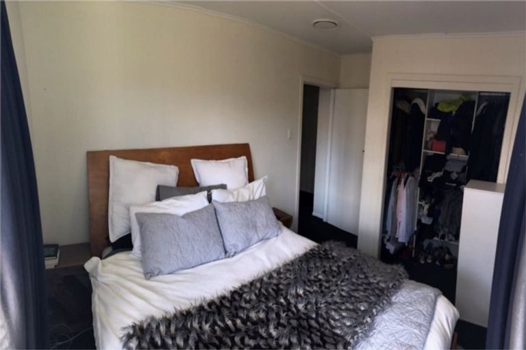 Photo of property in 12 Manapouri Place, Pakuranga Heights, Auckland, 2010