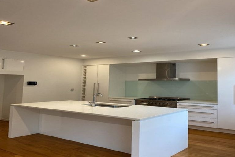 Photo of property in 48a Ngataringa Road, Devonport, Auckland, 0624