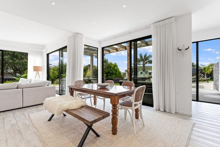Photo of property in 20 Sunrise Boulevard, Snells Beach, 0920
