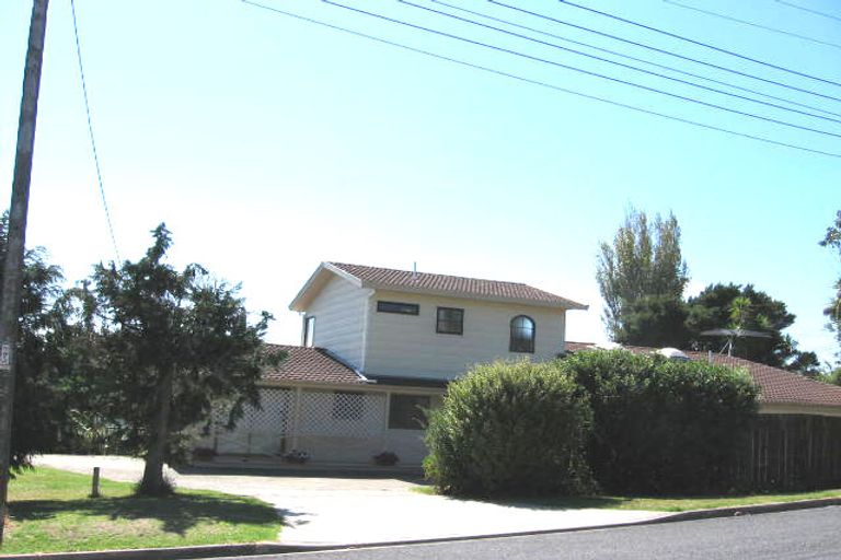 Photo of property in 1 Manuwai Road, Torbay, Auckland, 0630