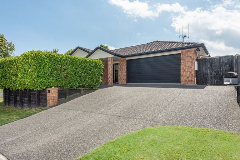 Photo of property in 1 Lark Place, Welcome Bay, Tauranga, 3112