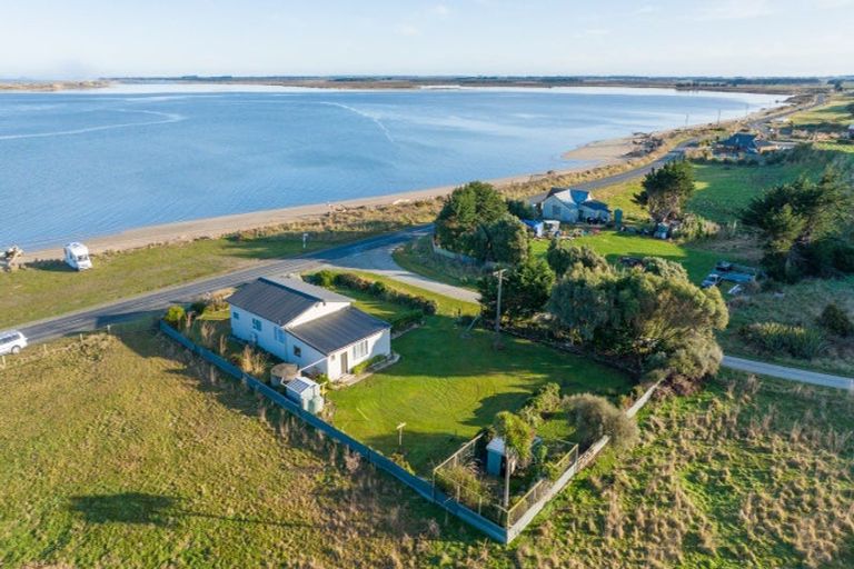 Photo of property in 4 Mersey Street, Fortrose, Invercargill, 9875