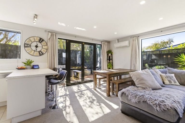Photo of property in 500c Barbadoes Street, Edgeware, Christchurch, 8013