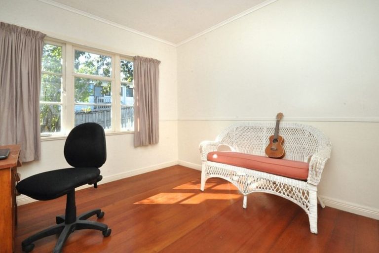 Photo of property in 55 Riverside Drive, Waiuku, 2123