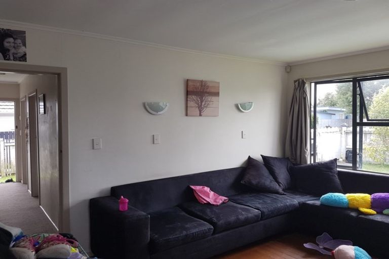 Photo of property in 36 Grove Road, Papakura, 2110