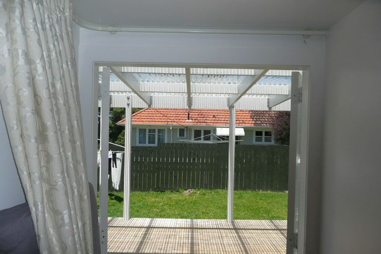 Photo of property in 74 Forest Hill Road, Henderson, Auckland, 0612