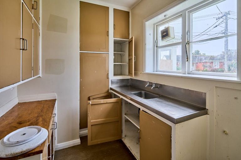 Photo of property in 19 Tirangi Road, Moera, Lower Hutt, 5010