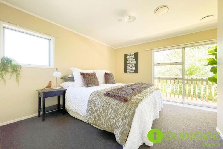 Photo of property in 1/25 Edgware Road, West Harbour, Auckland, 0618