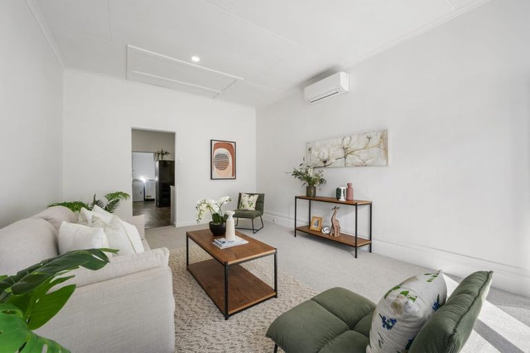 Photo of property in 29 Garden Road, Northland, Wellington, 6012